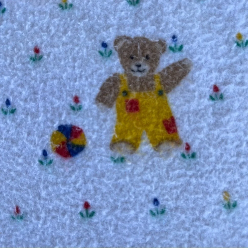 VTG Dundee 80s Teddy Bear Playground Flannel Receiving Blanket Design Accents